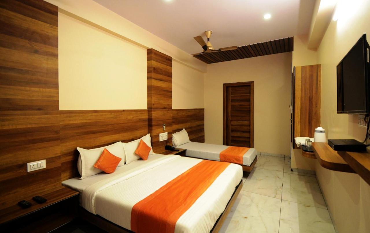 Hotel Metro Divisione di Divisione di Jaipur Esterno foto