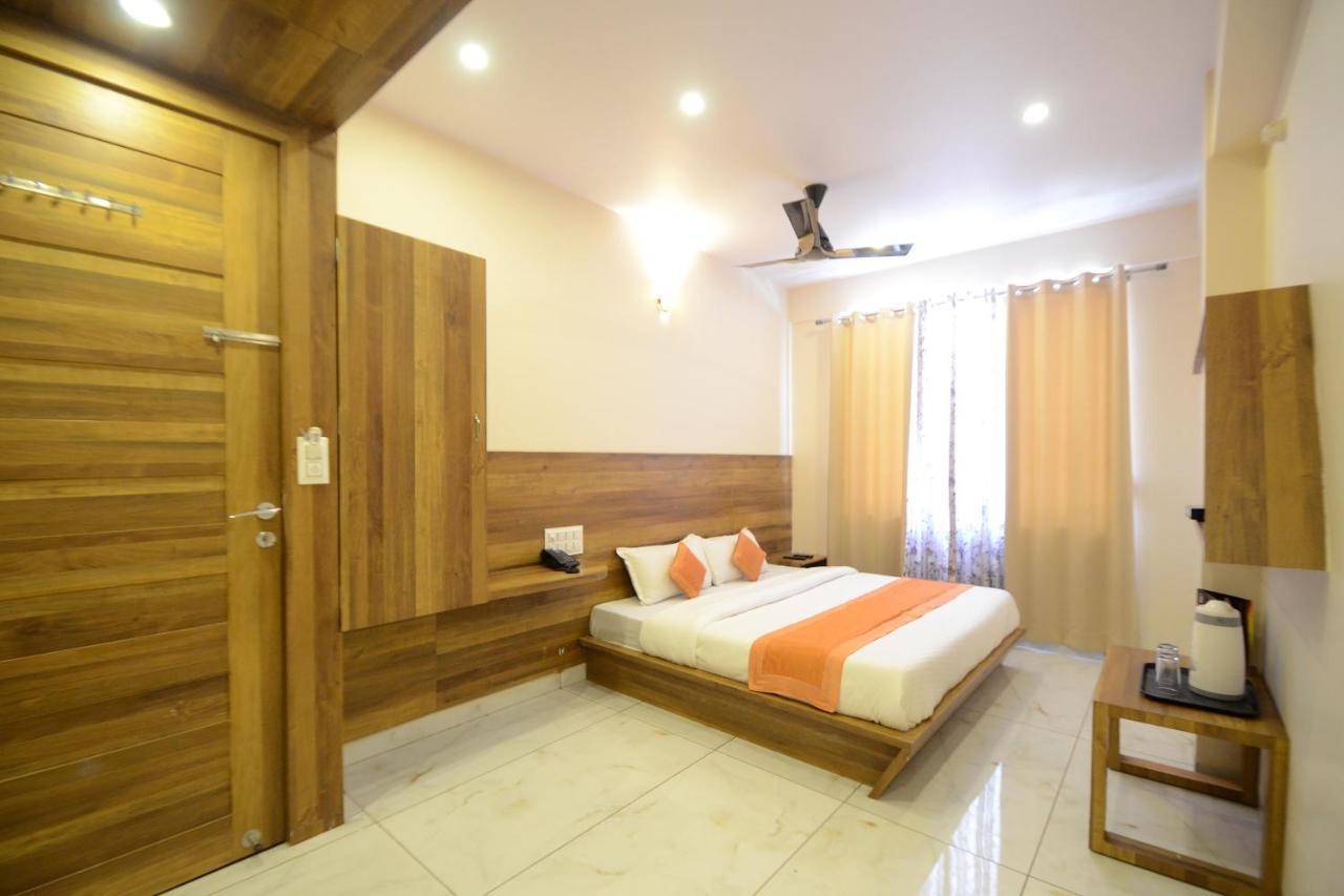 Hotel Metro Divisione di Divisione di Jaipur Esterno foto